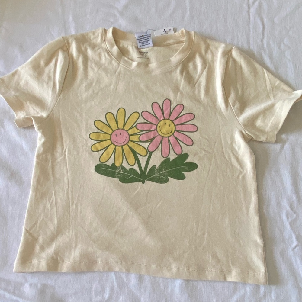 Cotton on smiley cropped t-shirt NEW WITH TAGS